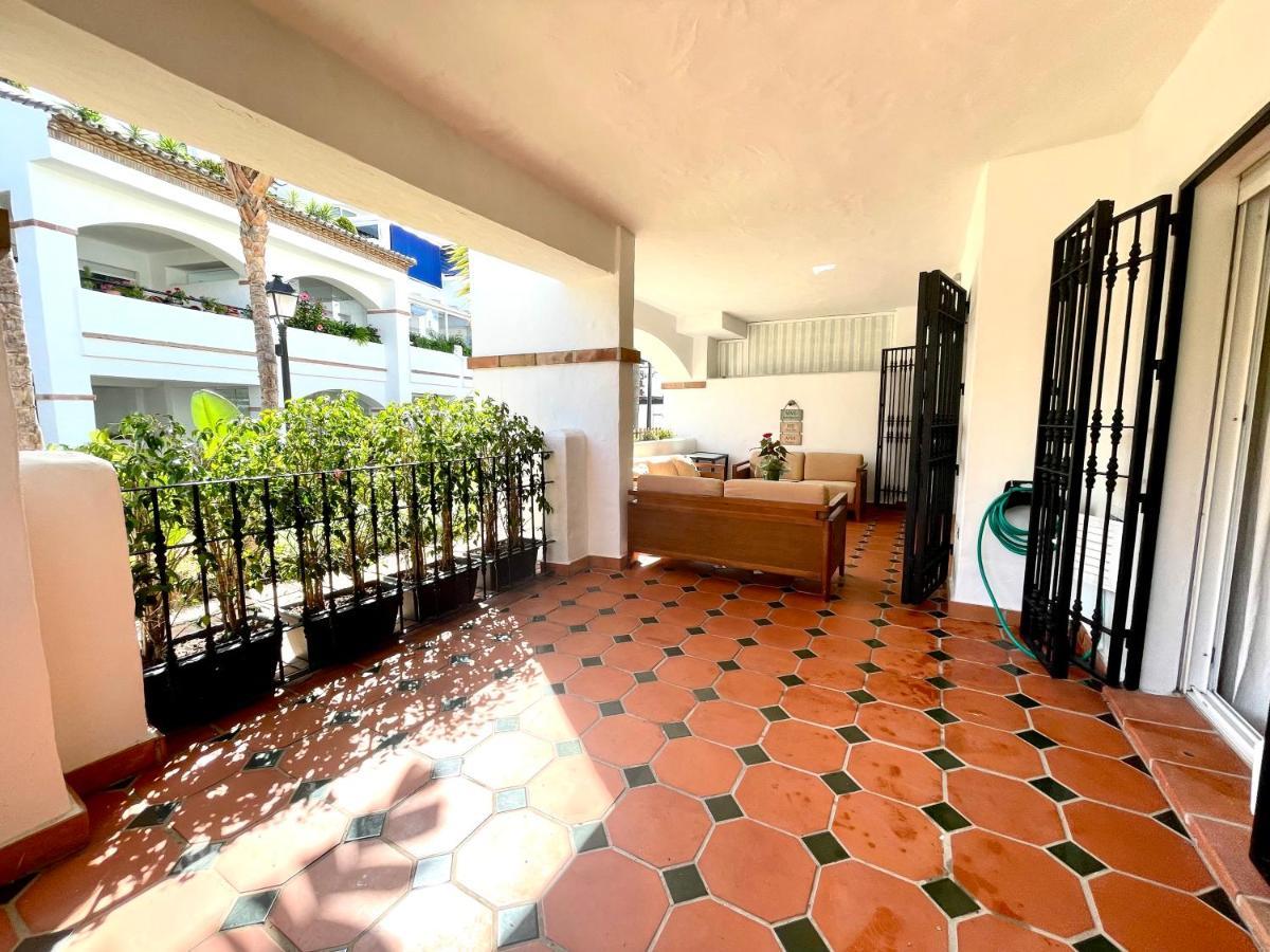 Solguest Apt A 7 Minutos De Puerto Banus 1ª Linea Playa!!! Marbella Bagian luar foto