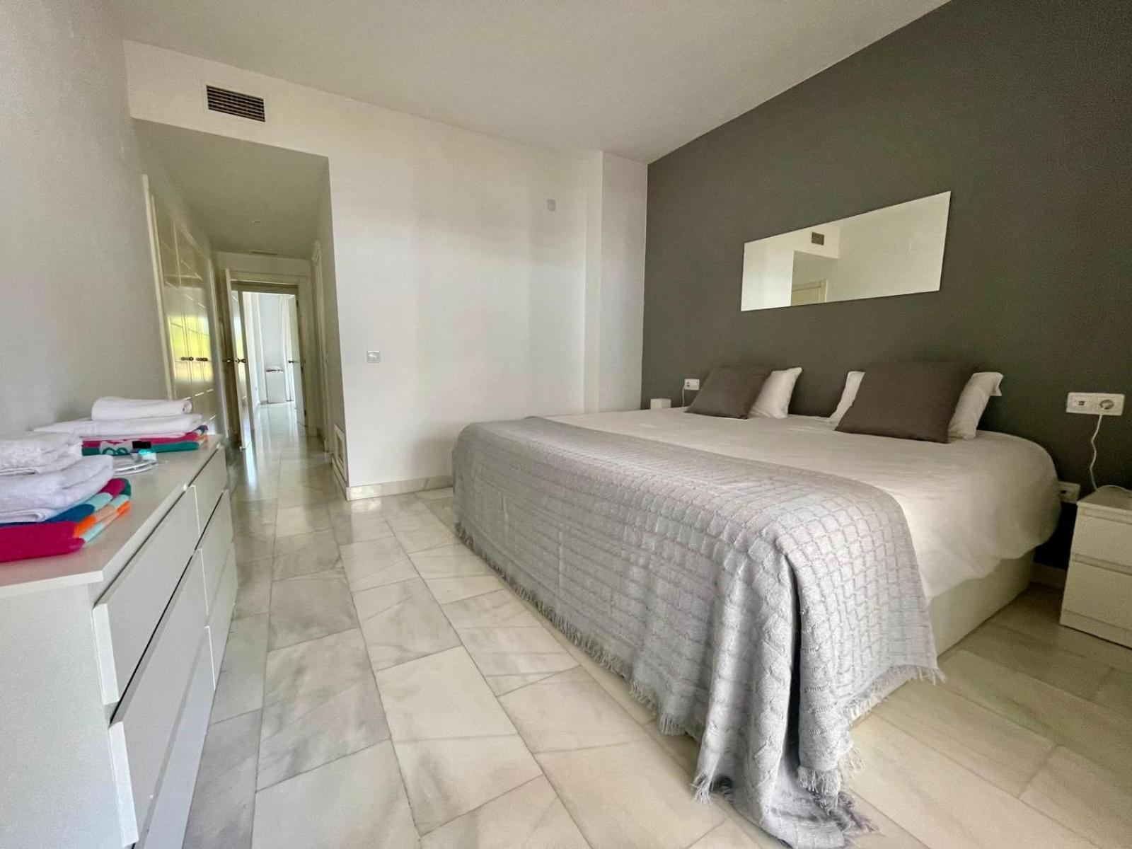 Solguest Apt A 7 Minutos De Puerto Banus 1ª Linea Playa!!! Marbella Bagian luar foto