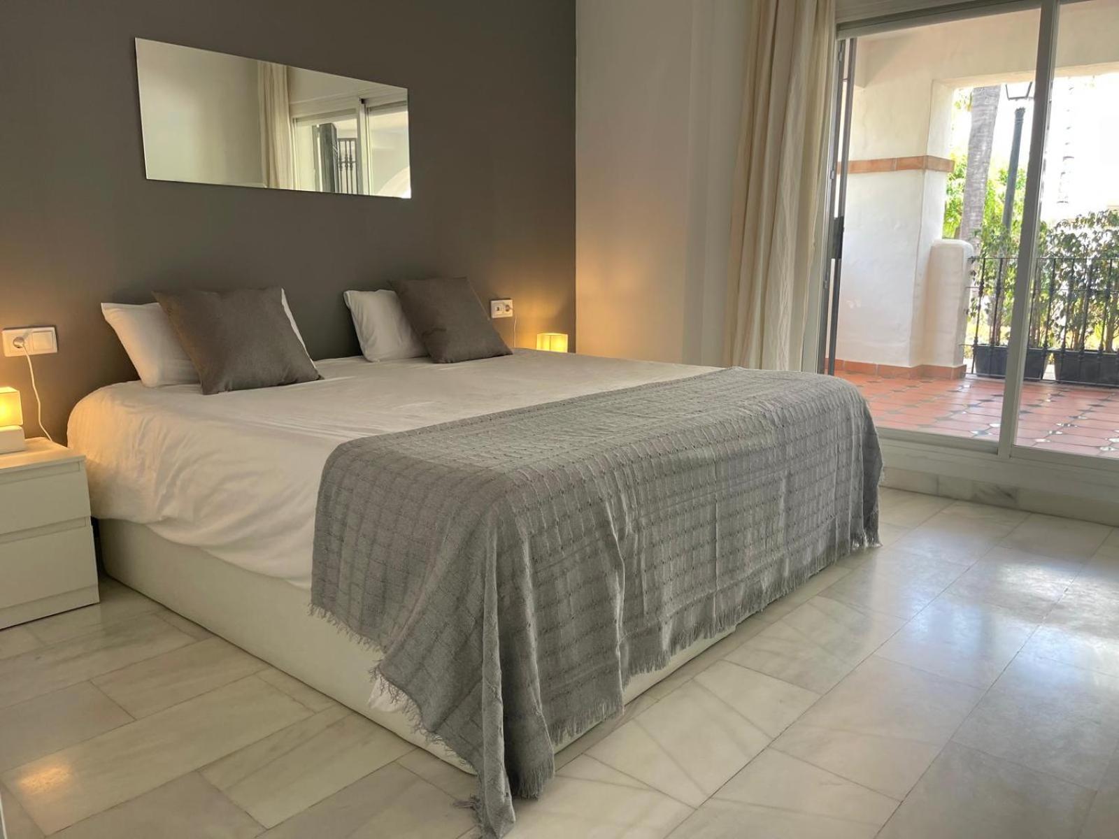 Solguest Apt A 7 Minutos De Puerto Banus 1ª Linea Playa!!! Marbella Bagian luar foto